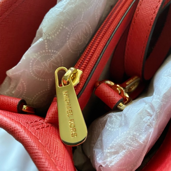 Michael Michael Kors leather totes - Picture 7 of 8